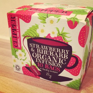 Clipper Organic Strawberry and Rhubarb 
